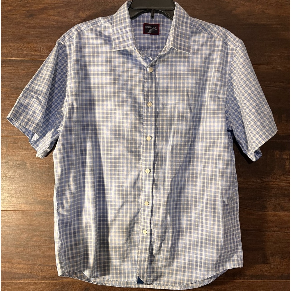 Men’s Untuckit Large shirt